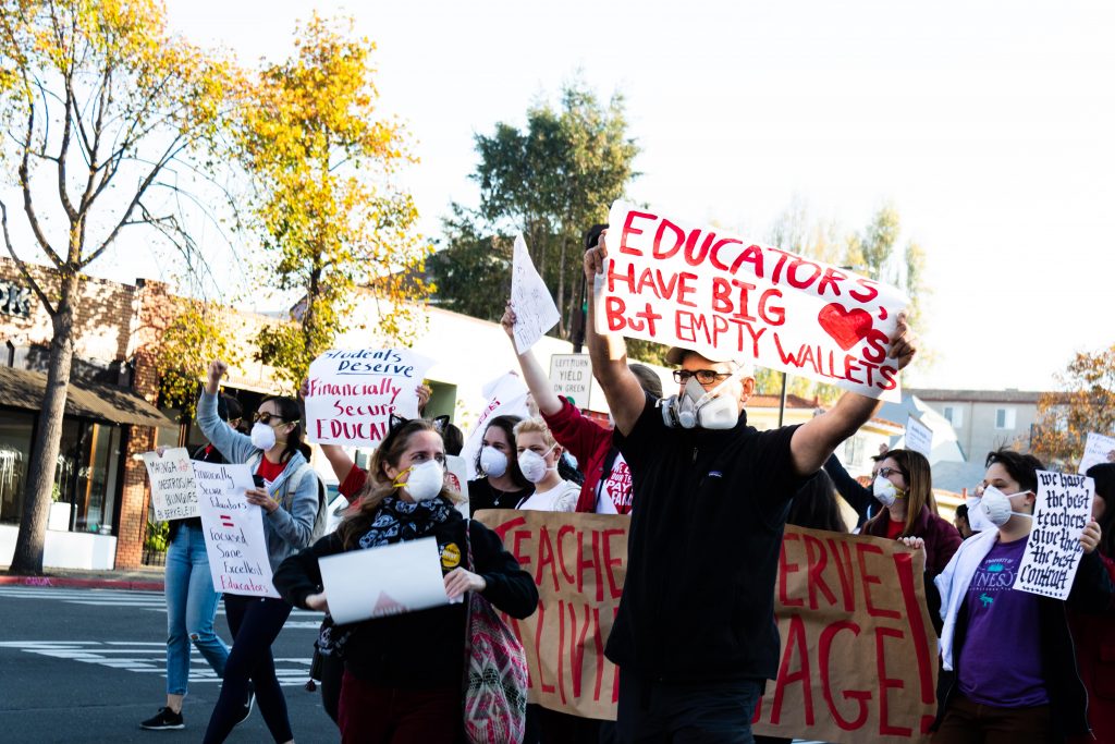 BUSD teachers protest for higher wages.